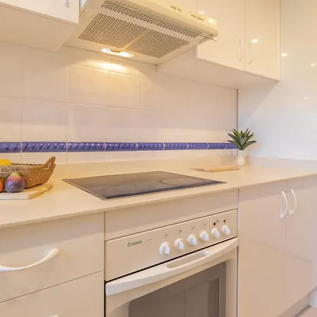 Apartment Apartamento Selwo Sea Views L