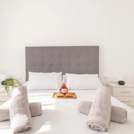 Finally Daire Estepona